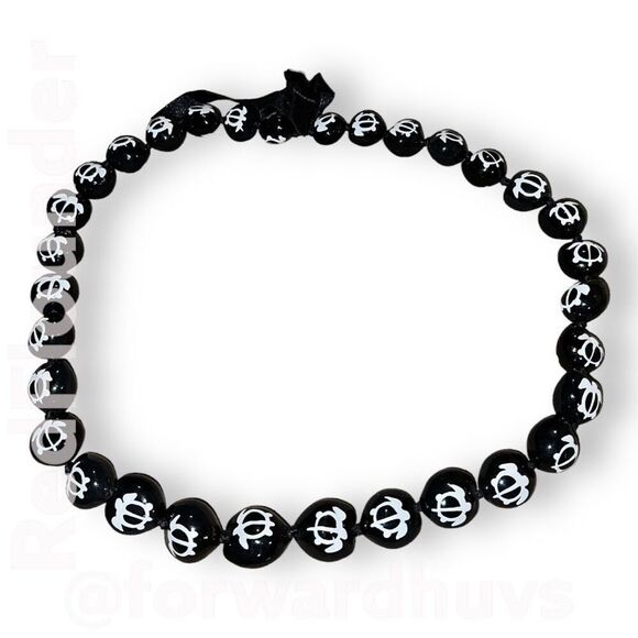 Hand-Painted Black Hawaiian Kukui Nut Necklace with White Turtle Designs - Picture 1 of 7